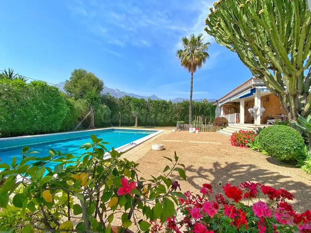 Chalet 4 habitaciones 614m² en venta - Marbella - foto 2