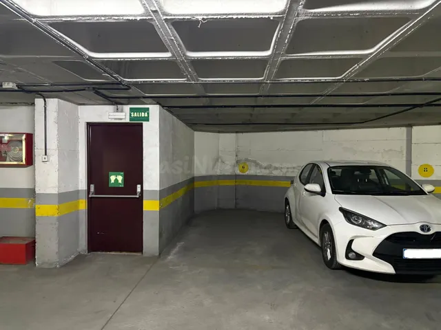 Plaza de garaje en venta en Cuzco-Castillejos (calle de Oñat
