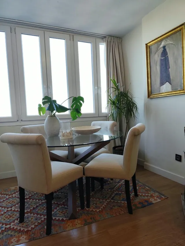 VIVIENDA REFORMADA;  CALIDAD, AMPLITUD Y UNAS VISTAS QUE MARCAN LA DIFERENCIA AL PASEO MARÍTIMO Y AL PUERTO. — 14