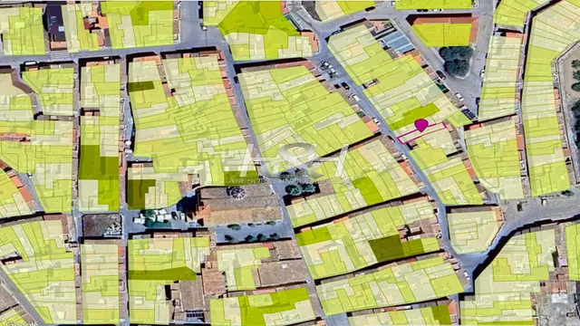 Se vende solar urbano en centro de Alcublas. /H H Asesores, Inmobiliaria en Burjassot/ — 12