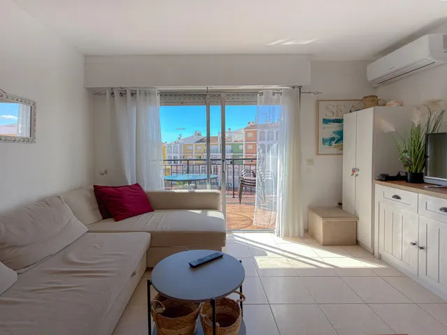 La Veleta! Espectacular apartamento con increíble diseño y Licencia turística+ Amplia terraza con vistas panorámicas y laterales al mar (250 mts playa) — 19