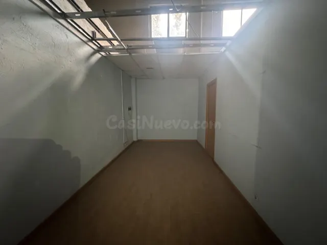 LOCAL COMERCIAL EN VENTA DE 200M2 EN FLORES DEL SIL — 2