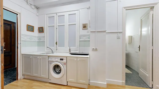 ¡Oportunidad única! Piso de lujo en alquiler en el corazón de Valencia — 31