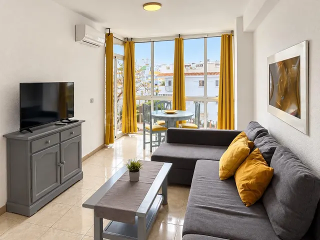 TORREMOLINOS 1 DORMITORIO