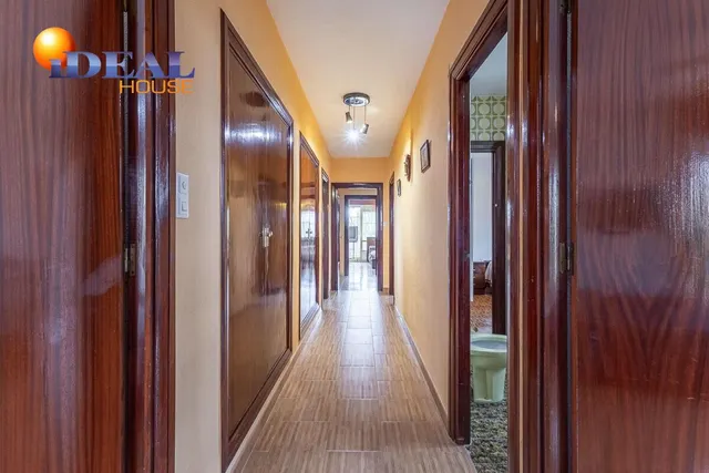 Gran casa con parcela y piscina en Cájar — 23