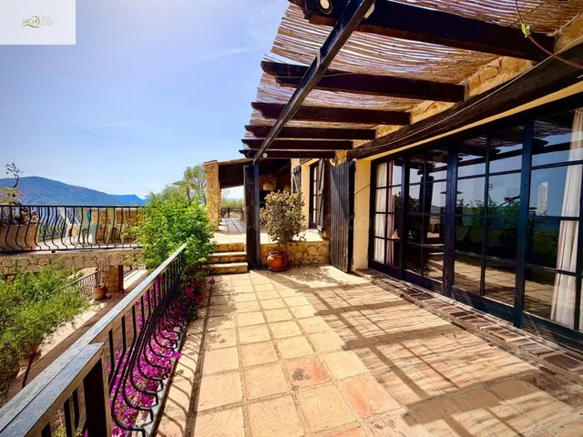 SE ALQUILA CASA RUSTICA CON VISTAS PANORAMICAS POR TEMPORADA