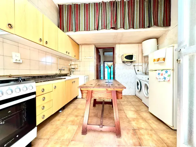 Casa en Alquerias — 41