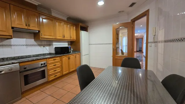 PISO DE LUJO EN ESQUINA TODO EXTERIOR CON GRAN SALON — 20