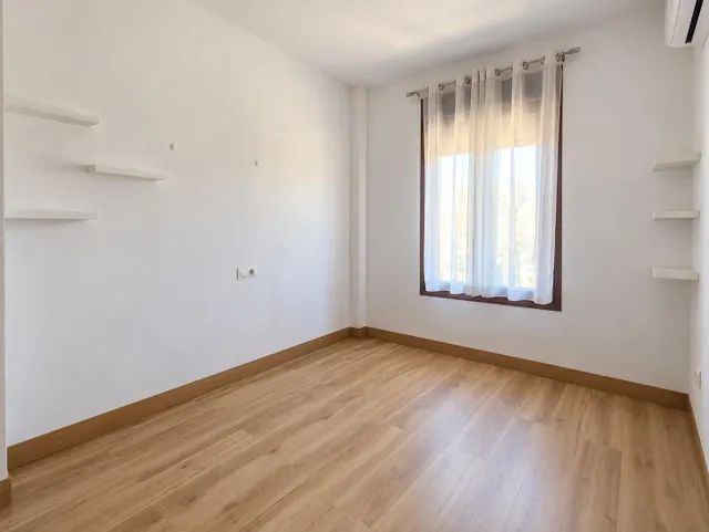 ¡ESPECTACULAR ADOSADO EN LA LÍNEA DE LA CONCEPCIÓN! — 22