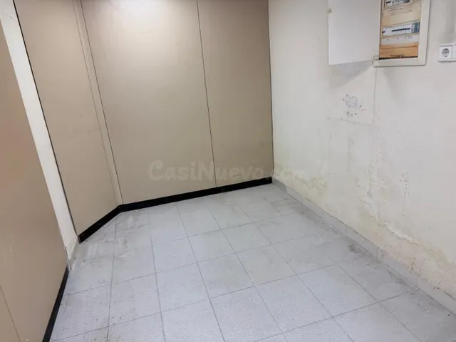 LOCAL COMERCIAL CON POSIBILIDAD DE CAMBIO DE USO - foto 4