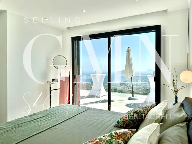 ESPECTACULAR VILLA CON LAS MEJORES VISTAS BENITACHELL — 32