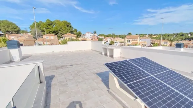 CHALET DE NUEVA CONSTRUCCIÓN EN PINAR DE CAMPOVERDE — 3