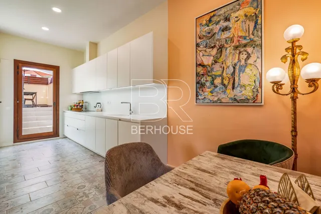 Piso con jardín privado en finca catalogada - Teià centro — 7