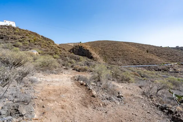Terreno rústico con vistas panorámicas en San Miguel de Abona — 11