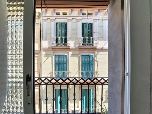 Vivienda con carácter en pleno Barrio Gótico — 3