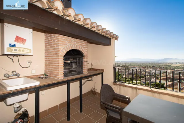 Ático a la venta en La Zubia ¡en rentabilidad! — 2