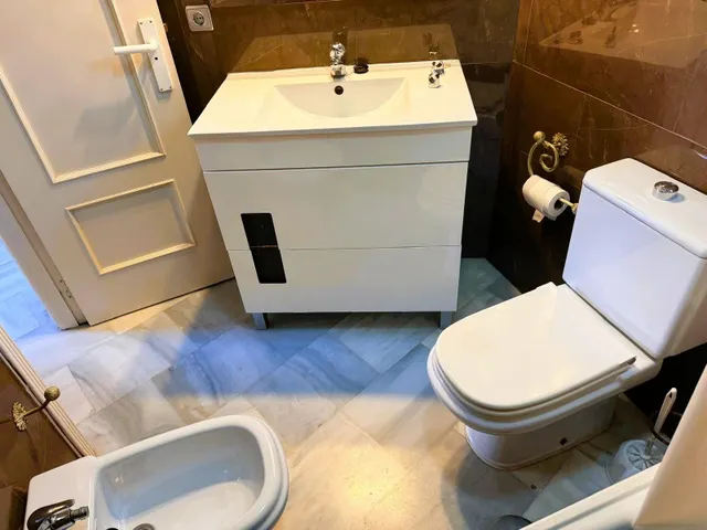 ALQUILER EN LOS CISNES -3 DORM. Y 2 BAÑOS — 16