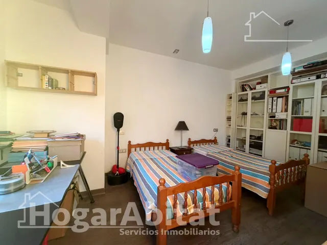 Reformado con patio cerca de la playa — 18