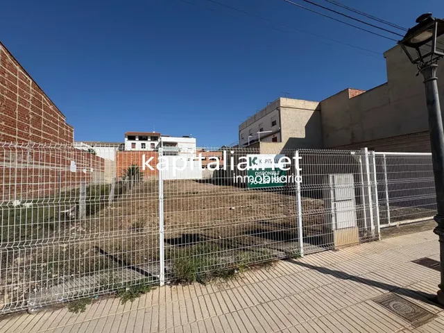 SOLAR URBANO DE 650 METROS A LA VENTA EN LA LLOSA DE RANES — 4