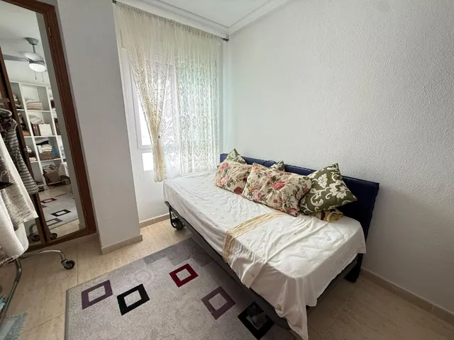 Piso impecable zona Mercadona con garaje y trastero — 16