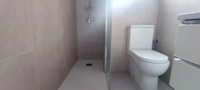 PISO DE ALQUILER EN EL CENTRO DE SÚRIA – 3 habitaciones Y BA - foto 5