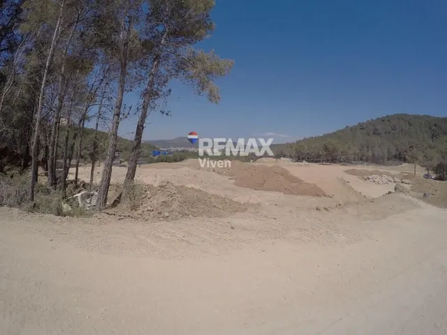 Terreno super bien ubicado con vistas al mar y Sitges en Levantina-Quint Mar-Montgavina — 7