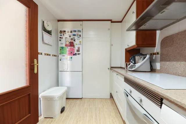 Amplio piso de 3 dormitorios con terraza, garaje y trastero en Las Lagunas — 5
