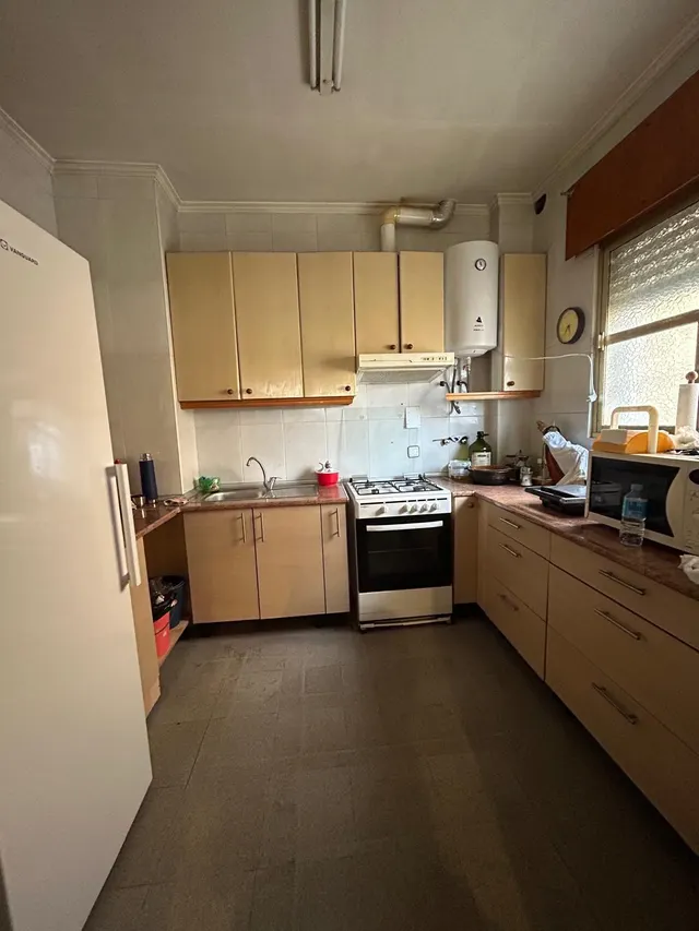 VIVIENDA SOBRE LOCAL EN SANTA MARÍA DEL ÁGUILA — 26