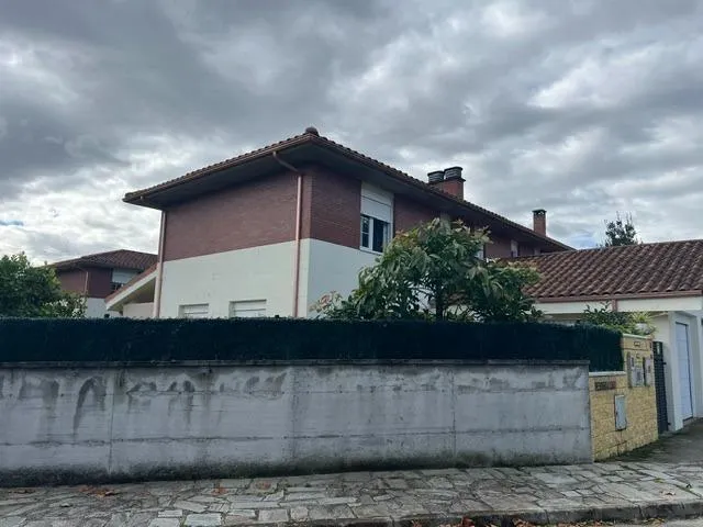 Impecable chalet en Cubas — 31