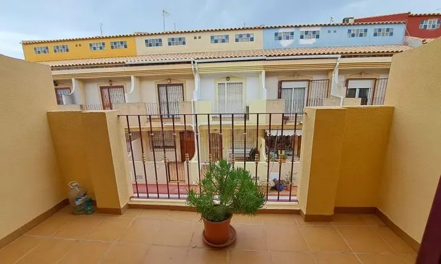 DUPLEX DE 3 DORMITORIOS 3 BAÑOS EN PLAYA FLAMENCA ( ORIHUELA - foto 2