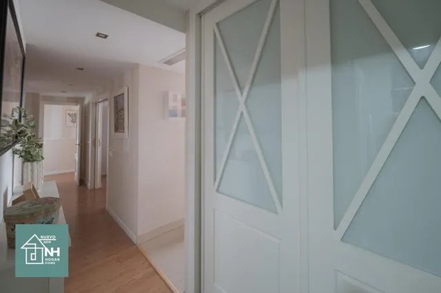 Piso de 154 m2 reformado, 4 dormitorios, luminoso y con trasteros en avenida de Andalucía — 50