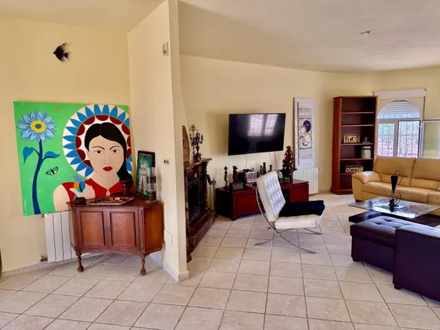 Villa independiente con finca de 19.000 m2 en Castalla — 13