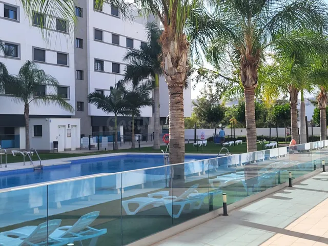 Piso con terraza y garaje en Las Lagunas – Mijas Costa - foto 4