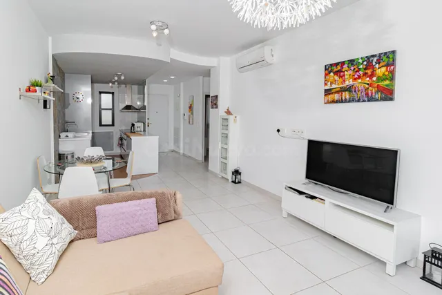 APARTAMENTO DE 2 DORMITORIOS 2 BAÑOS EN PLAYA FLAMENCA ZONA 
