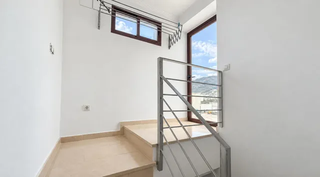 La terraza sur para el invierno. la terraza norte para agosto. Dénia ya ha pensado el clima por ti.!! — 36