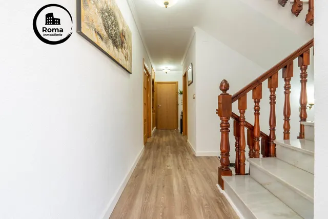 CHALET CON PISCINA Y JARDÍN A SOLO 10 MINUTOS DE GRANADA — 41