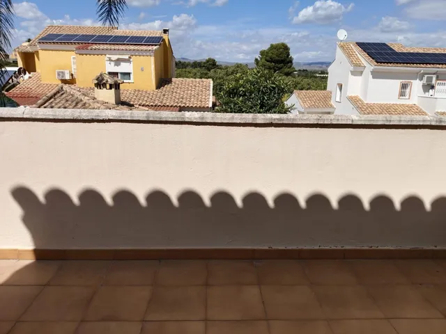 ESTUPENDA VIVIENDA EN URBANIZACIÓN VALL DE LLIRIA — 27