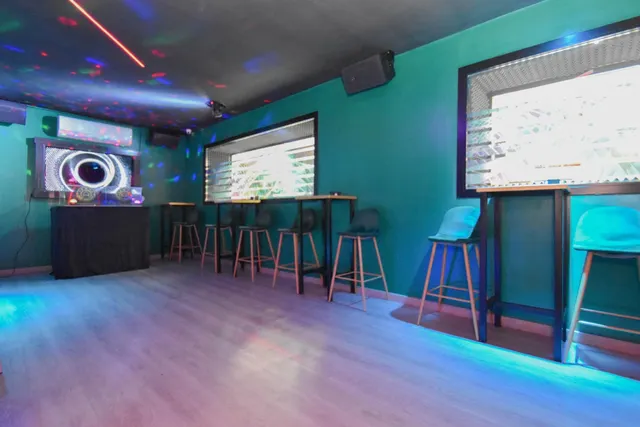 Pub en pleno centro de Granada ¿Eres un emprendedor apasionado por la hostelería? — 9