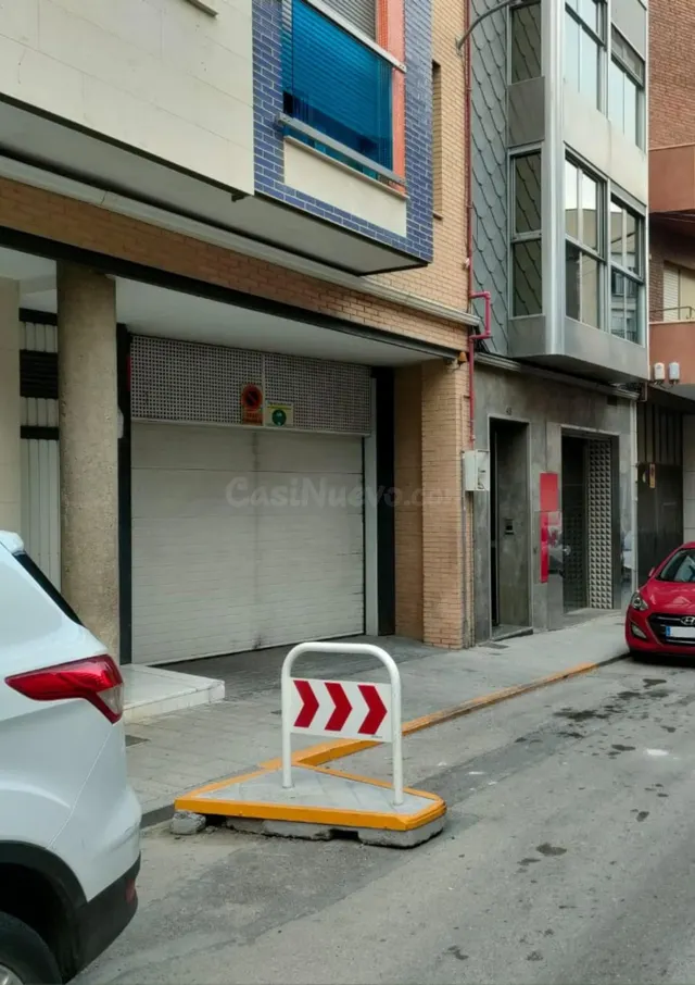Plaza de garaje en pleno centro de Cieza - foto 2