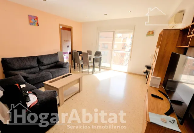 ¡BURJASSOT CENTRO! AMPLIO Y EXTERIOR CON GARAJE Y TERRAZA