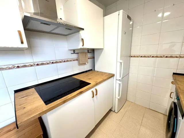 Habitación para chica en vivienda compartida en Vecindario — 5
