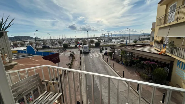 HOSTAL EN 1º LINEA DE MAR — 23