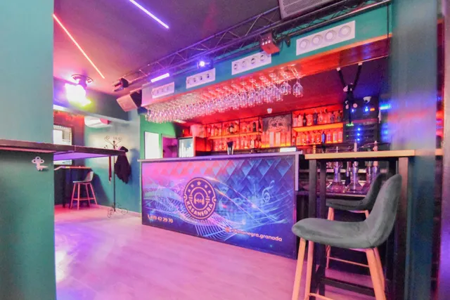 Pub en pleno centro de Granada ¿Eres un emprendedor apasionado por la hostelería? — 27