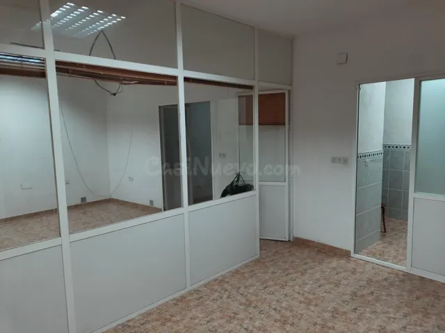 SE ALQUILA LOCAL COMERCIAL EN ZONA CASCO ANTIGUO/TASCAS - foto 5