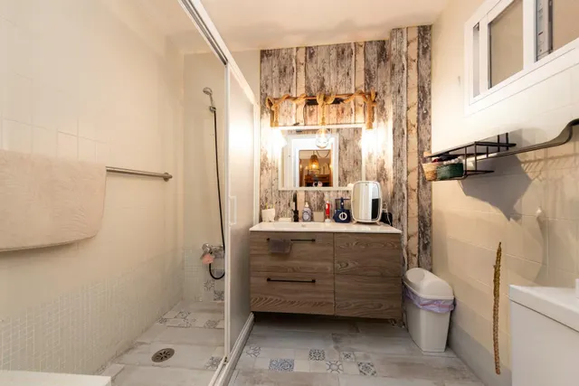 Vivienda en Virgen del Sororro cerca del Mar. — 28