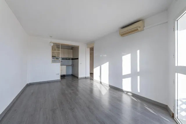 Piso con vistas al mar y gran potencial en Benalmádena — 21