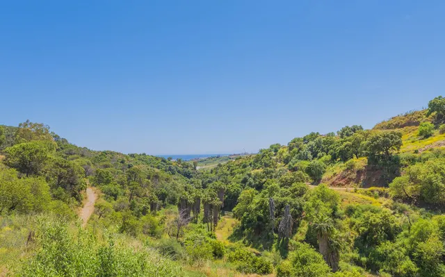 Parcela 400m² en venta - Costa Del Sol — 48