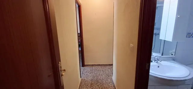AMPLIA VIVIENDA DE 4 DORMITORIOS Y 2 BAÑOS. MEJOR PRECIO DE ZONA — 15
