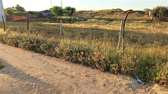 Terreno en el pueblo de Gerena - Sevilla con 2.515 m2 - foto 3