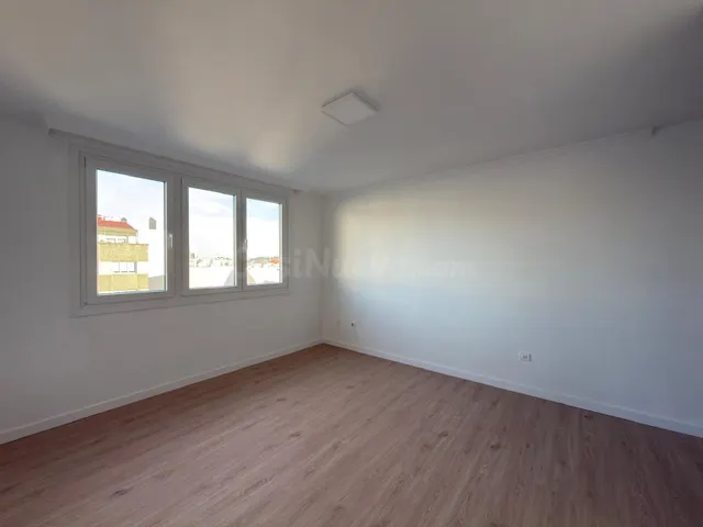 PISO EN VENTA EN AVENIDA DE ARTEIXO 84 SUPER LUMINOSO - foto 2